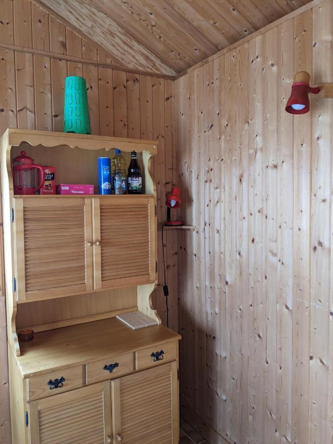 Au Petit Chalet D'Illiers Combray - Salle D'Eau Uniquement מראה חיצוני תמונה